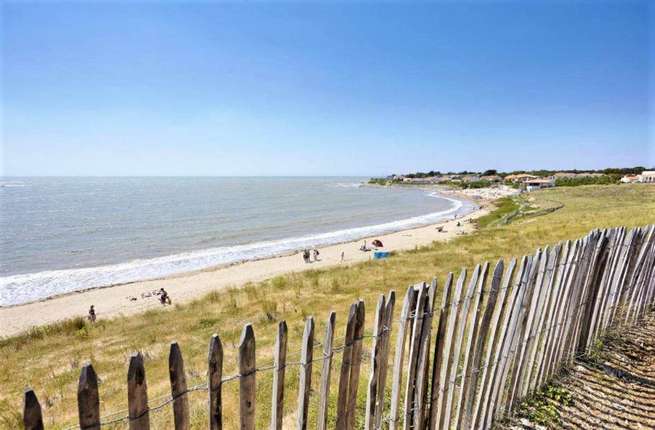 Appart Breti Plage 1 Avec Parking - 50M De La Plage Бретиньоль-сюр-Мер Экстерьер фото